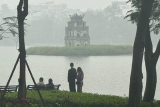 Xuất hiện nồm ẩm vào tháng 11 là bất thường