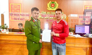 Công an hỗ trợ người dân nhận lại gần 500 triệu đồng chuyển nhầm