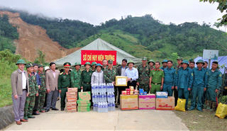 Đà Nẵng: Quyết liệt và thận trọng tìm kiếm người mất tích sau sạt lở