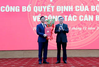 Chủ tịch UBND tỉnh Bắc Ninh làm Phó Bí thư Tỉnh ủy Thái Nguyên