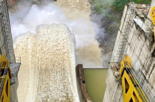 Quảng Ngãi: Chủ động xả lũ sớm tại 2 hồ chứa nước lớn