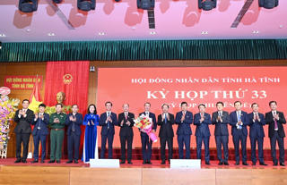 Hà Tĩnh có tân Chủ tịch UBND và Phó Chủ tịch HĐND tỉnh