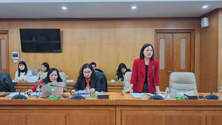 Cần sớm sửa đổi Luật Thi đua khen thưởng và Luật Bảo hiểm xã hội 