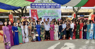 Người 'truyền lửa' thầm lặng