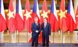 Chủ tịch Quốc hội hội đàm với Chủ tịch Thượng viện Quốc hội Cộng hòa Séc