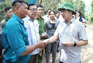 Khánh Hòa: Khẩn trương hỗ trợ cho người dân bị thiệt hại do lũ lụt

