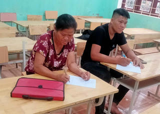 Nâng cao chất lượng xóa mù chữ để phát triển nguồn nhân lực địa phương