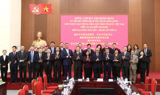 Đưa mối quan hệ giữa nhân dân Việt Nam - Trung Quốc lên tầm cao mới