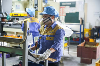 Thủ tướng: “Mỗi người làm việc bằng hai” tăng tốc, bứt phá hoàn thành các mục tiêu năm 2025