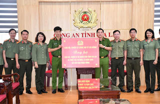 Công an TP Đà Nẵng hỗ trợ nhân dân tỉnh Gia Lai khắc phục hậu quả mưa bão