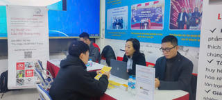 Nhiều mức lương hấp dẫn dành cho lao động trở về từ Hàn Quốc – Nhật Bản