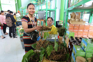 Nông dân vùng cao Đà Nẵng vươn lên làm giàu