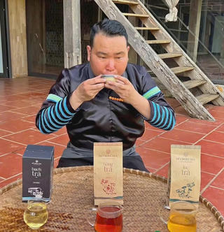 Người khát khao thay đổi Phình Hồ