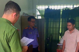 Cán bộ chiếm đoạt 500 triệu đồng tiền hỗ trợ lũ lụt bị bắt