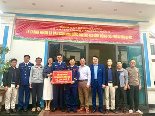 Bộ Tư lệnh Vùng Cảnh sát biển 3 tổ chức bàn giao 'nhà đồng đội' cho quân nhân