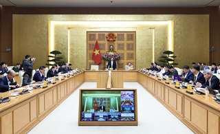 Thủ tướng: Thần tốc, thần tốc hơn nữa triển khai “Chiến dịch Quang Trung” xây, sửa nhà cho người dân