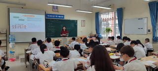 Dự kiến học sinh, sinh viên được giảm giá vé tàu điện, phà