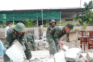Bộ Chỉ huy Quân sự tỉnh Khánh Hòa khởi công xây nhà ở cho người dân do mưa lũ