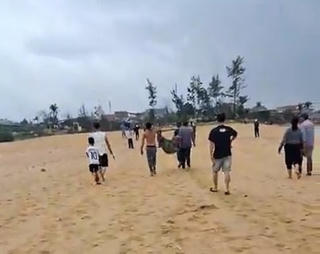 Quảng Ngãi: Lặn biển bắt tôm nhí, một người đàn ông tử vong