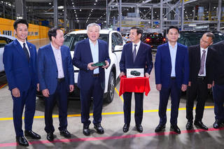 Phó Thủ tướng Thường trực Nguyễn Hoà Bình: Tạo mọi điều kiện để doanh nghiệp công nghệ cao bứt phá