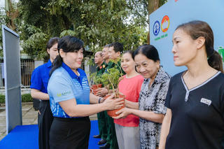 TP Hồ Chí Minh: Sôi nổi ngày chủ nhật xanh 'Vì thành phố văn minh, sạch đẹp, an toàn'