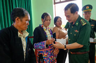 “Bình dân học vụ số”: Đòn bẩy thúc đẩy chuyển đổi số của Bộ đội Biên phòng