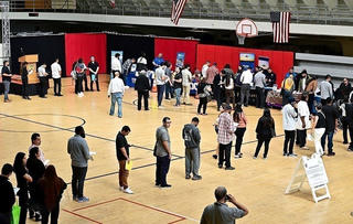 Mỹ: Nỗi lo mất việc lan tới cả các lãnh đạo cấp cao