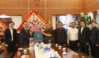 Ủy ban Trung ương MTTQ Việt Nam thăm, chúc mừng Tòa Giám mục Lạng Sơn - Cao Bằng
