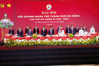 Hội Doanh nhân trẻ Đà Nẵng nhận Huân chương Lao động hạng Nhất