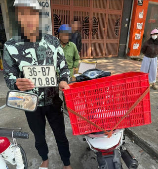 Vi phạm hàng loạt lỗi giao thông, shipper và chủ xe bị phạt 30 triệu đồng