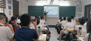 Không để trường học thành nơi làm dịch vụ