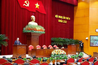 Ngày làm việc thứ hai và bế mạc Hội nghị Trung ương 15 khóa XIII