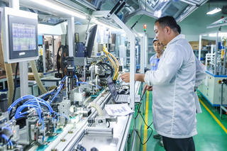 Đổi mới mô hình tăng trưởng dựa trên năng suất, chất lượng và hiệu quả