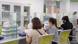 Bệnh viện làm việc 'xuyên Tết' để hỗ trợ bệnh nhân 