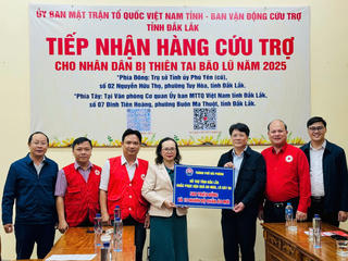 Hải Phòng: Trao quà hỗ trợ tỉnh Đắk Lắk khắc phục hậu quả mưa lũ
