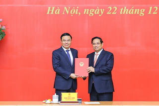 Đồng chí Lê Mạnh Hùng làm Quyền Bộ trưởng Bộ Công Thương