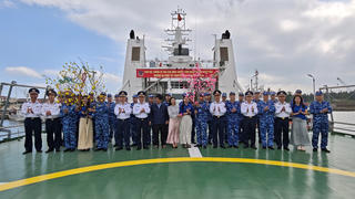 Đà Nẵng: Tàu CSB 8002 xuất quân trực Tết, bảo vệ bình yên vùng biển Trường Sa