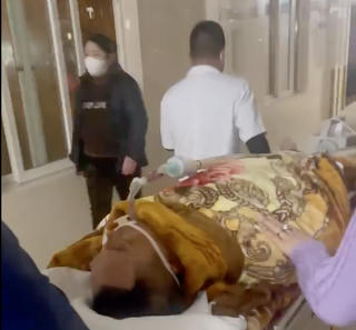 Người đàn ông ở Hà Tĩnh nguy kịch sau khi ăn tiết canh dê