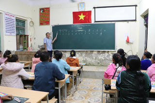 Thống nhất đầu mối công nhận phổ cập, xóa mù chữ