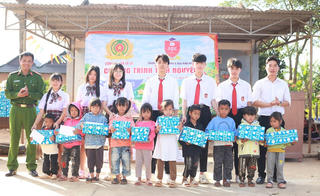 Hướng tới Đại hội XIV: Lan tỏa tình yêu nước, lòng nhân ái trong trường học