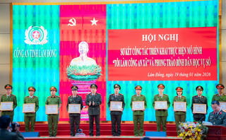 Lâm Đồng: Khen thưởng 19 cá nhân và 37 tập thể có thành tích xuất sắc trong triển khai mô hình