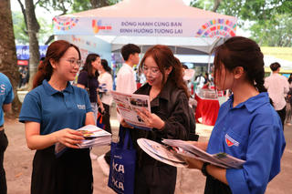 Bỏ tổ hợp truyền thống, thí sinh loay hoay điều chỉnh chiến lược xét tuyển