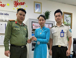 Cảng hàng không quốc tế Đà Nẵng giúp du khách tìm lại nhẫn kim cương