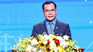 Xây dựng giai cấp công nhân Việt Nam hiện đại, lớn mạnh trong kỷ nguyên mới