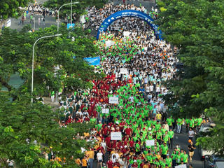 TP Hồ Chí Minh tổ chức đi bộ từ thiện, vận động 2,3 tỷ đồng hỗ trợ người nghèo