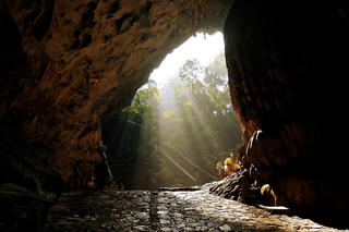 Quần thể danh thắng Chùa Hương: Hướng tới du lịch bốn mùa 