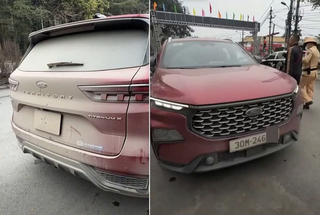 Tài xế ô tô bị phạt nặng vì để biển số dính bùn, Cục CSGT lên tiếng