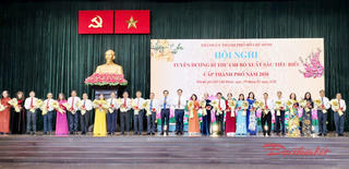 TP Hồ Chí Minh tuyên dương 233 Bí thư Chi bộ xuất sắc tiêu biểu năm 2026