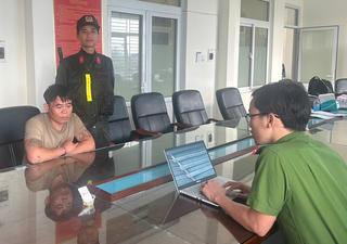 Quảng Ngãi: Triệt phá tụ điểm ma túy, bắt quả tang 7 đối tượng