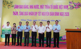 Chủ tịch Quốc hội Trần Thanh Mẫn khảo sát công tác chuẩn bị bầu cử tại Đồng Tháp